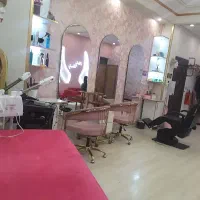 واگذاری سالن ارایش بانوان