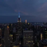 ۱۳۰متر«۳خواب»تاپ لوکیشن بهترین فرعی