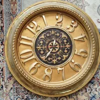 ساعت دیواری