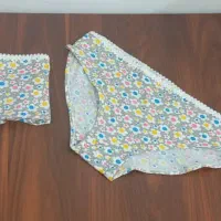 لباس زیر زنانه|لباس|بانه, |دیوار