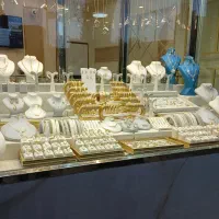 فروش انواع ویترین طلا وجواهر از صفر تا صد