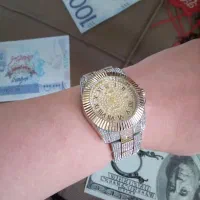 ساعت نگین دار|ساعت|دورود, |دیوار