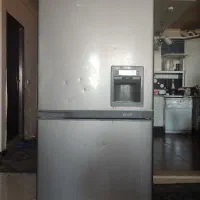 یخچال فریزر کاملا سالم