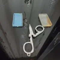 قیچی آرایشگری قدیمی استیل ناخن گیر استیل۳عدد|کلکسیون و سرگرمی|شیراز, شهرک فرهنگیان|دیوار