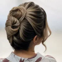 میکاپ و شینیون در منزل