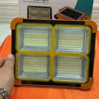 پروژکتور و لامپ شارژی با پنل خورشیدی