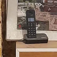 فروش دوخط تلفن رند ویک تلفن معمولی