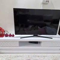 میز تی وی کاملا نو
