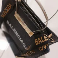 کیف نو استفاده نشده|کیف، کفش، کمربند|رودهن, |دیوار