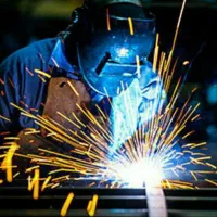 نیازمند شاگرد ۱۷ سال تا ۲۵ سال در جوشکاری گاز