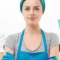 خدمتکار خانم