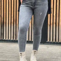 فروش شلوار جین به تعداد بالا با قیمت اقتصادی|لباس|رشت, نخودچر|دیوار