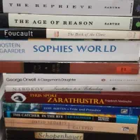 رمان و کتاب ادبی انگلیسی|کتاب و مجله ادبی|لاهیجان, گلستان|دیوار