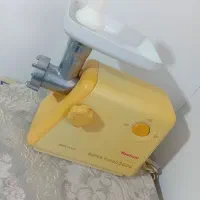 باسلام یک عدد چرخ گوشت سالم مرتب.