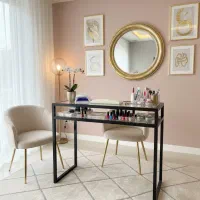 لوازم سالن زیبایی/آرایشگاه/صندلی اصلاح/میز ناخن|آرایشگاه و سالنهای زیبایی|قزوین, |دیوار