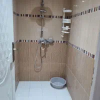 سوییت تمیز با امکانات کامل و تراس و موقعیت عالی|اجارهٔ کوتاه‌مدت آپارتمان و سوئیت|کاشان, کشاورز|دیوار
