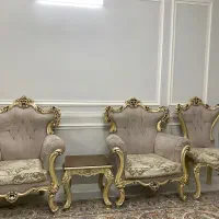مبل سلطنتی ۷ نفره سالم|مبلمان خانگی و میز عسلی|تهران, شهرک رضویه|دیوار