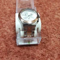 ساعت مچی  سواچ