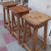 چهارپایه چوبی نیمکت