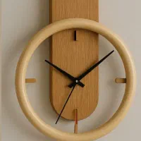 ساعت دیواری چوبی
