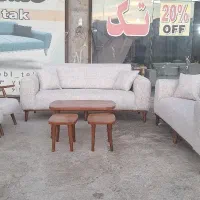 کار در کارگاه مبل سازی