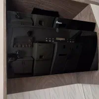 هود بیمکث|هود|همدان, |دیوار