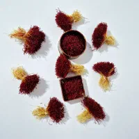 زعفران دختر پیچ