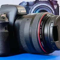 لنز کنون canon85 f1.2 L