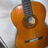 گیتار یاماها c40