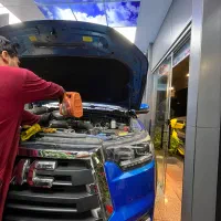 نیروی تعویض روغن ماهر