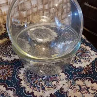 دو عدد کاسه بزرگ  کاملا سالم ونو هستش مارک فرانسه