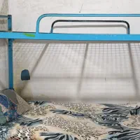 تخت دو طبقه بزرگسال