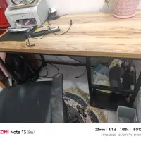 میز چوبی فلز و صندلی