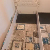 تخت و تشک نوجوان نیاز به تعمیر