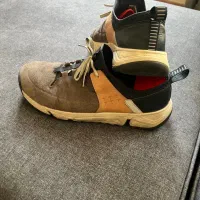 کفش کتونی کلارک Clarks کلارکس
