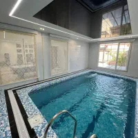 خانم برای نظافت دفتر و ویلا