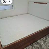 تخت دو نفره