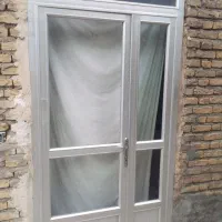 و درب المنیومی وپنجره اهن و تیراهن