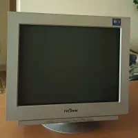 مانیتور PROQVIEW سالم با موس و کیبورد