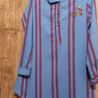 لباس . هودی. مانتو