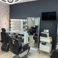 دوعدد ترولی یک عدد دستگاه ضدع