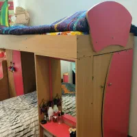 تخت دو طبقه