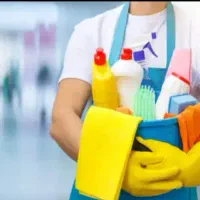 انجام نظافت منزل و راه پله و امور بیرون