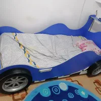 تخت شکل ماشین