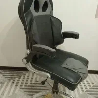 صندلی در شهرکرد