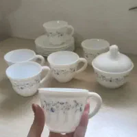 ست استکان و نعلبکی با قندان