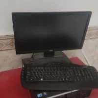 یک دستگاه کامپیوتر رومیزی