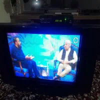 یک دستگاه تلویزیون ۲۱ سامسونگ