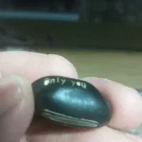 دونه سیاه( هسته عطیقه)|کلکسیون اشیاء عتیقه|گلبهار, شهر جدید گلبهار|دیوار