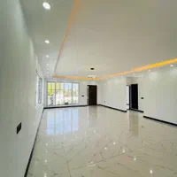 همکف۲۳۰متری/نما مدرن سفید/سندتک برگ /درخت میوه|فروش خانه و ویلا|چالوس, |دیوار